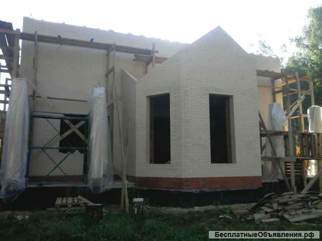 Строим загородные дома от фундамента до кровли