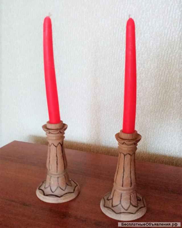 Пара подсвечников