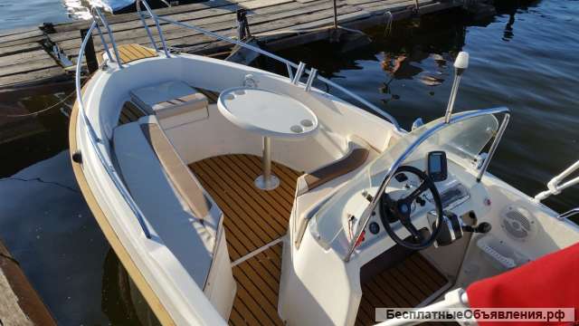 Прогулки на катере