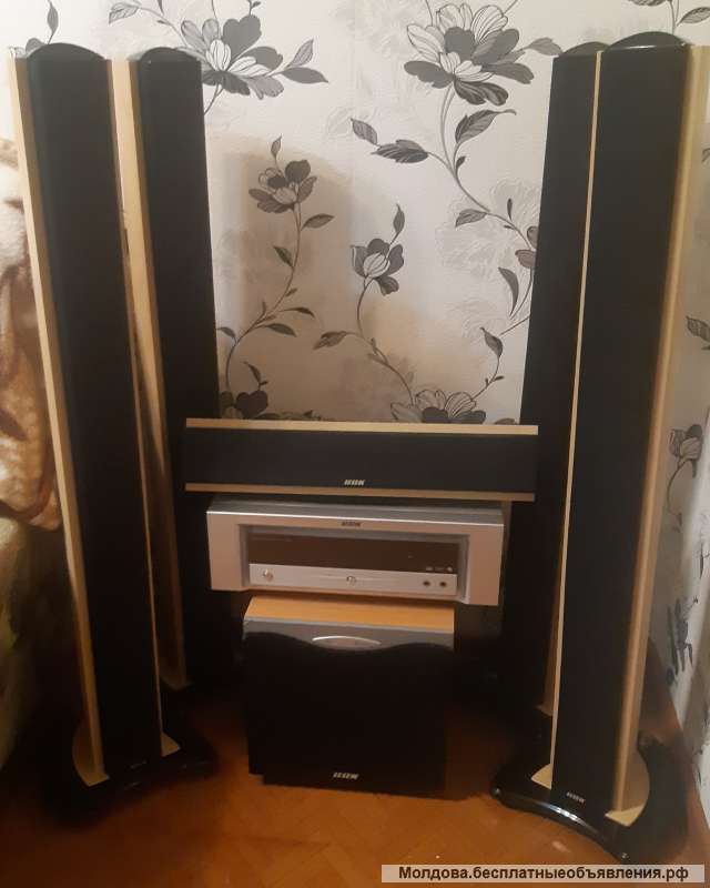 Акустическую систему