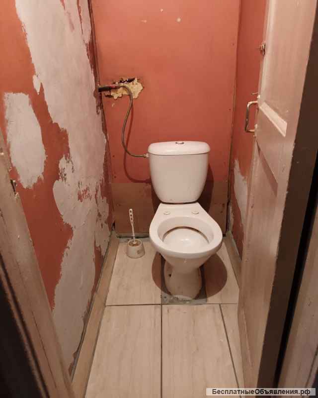 Комнату (на Енисейской)