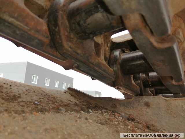 Экскаватор Hyundai R220LC 9S