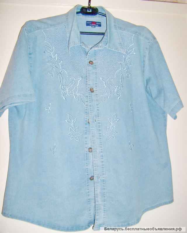 Рубашка голубая джинсовая на пуговицах, р.50-52, б/у