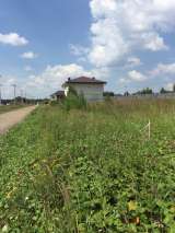 Участок у леса