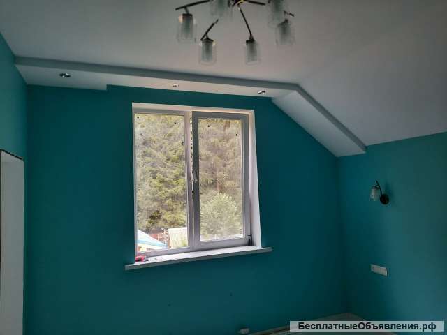 Поклейка обоев. Малярные работы. Покраска стен