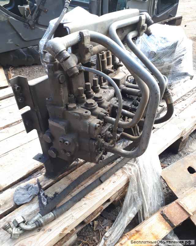 Гидрораспределитель Hitachi ex 120-2 4254646
