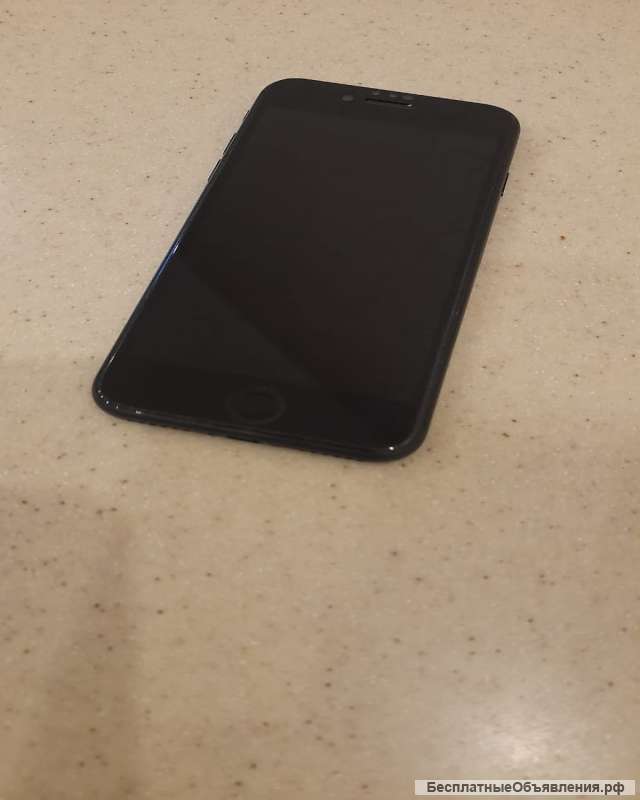 Телефон iPhone