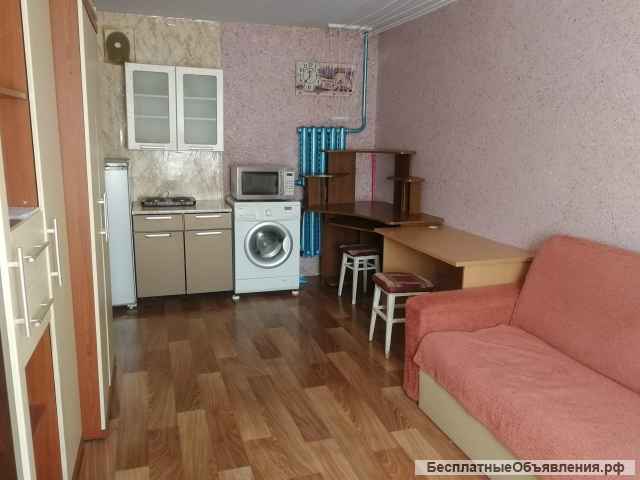 Сдам комнату на Яграх (16,4 м.кв.) в блок-секции по адресу ул. Дзержинского, д. 11, 2 этаж