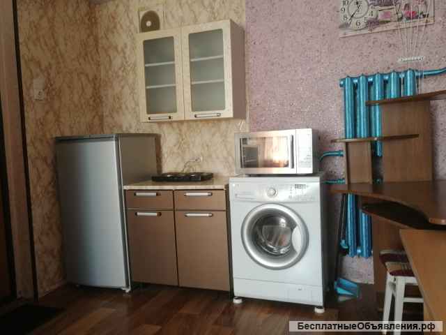 Сдам комнату на Яграх (16,4 м.кв.) в блок-секции по адресу ул. Дзержинского, д. 11, 2 этаж