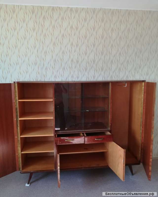 Отдам даром мебель