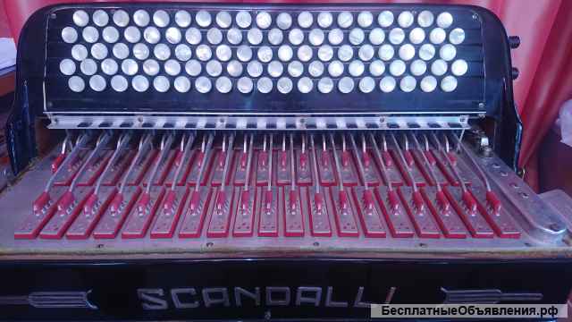 Баян Scandalli мюзетный с французским розливом