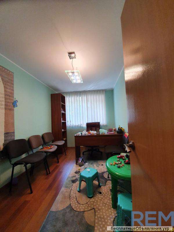 Комерційне приміщення проспект Шевченка Романа Кармена