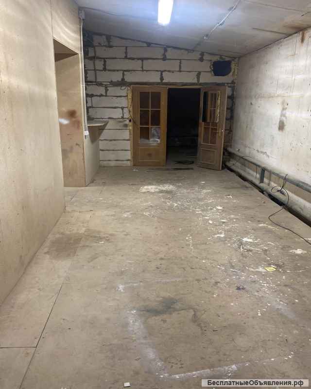 Помещение отапливаемое 144,7 кв.м. в аренду под склад, производство. м. Отрадное, 9 м.тр.