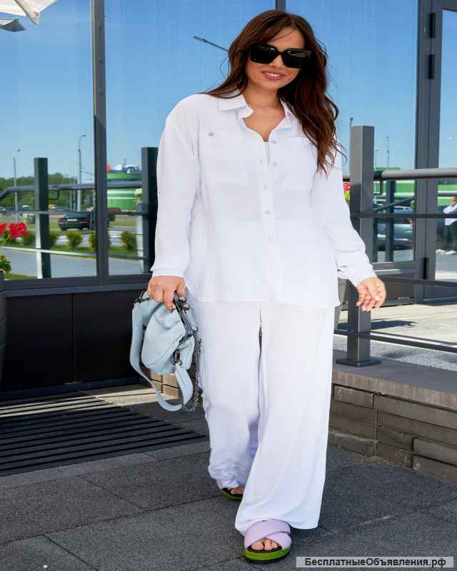 Женские костюмы