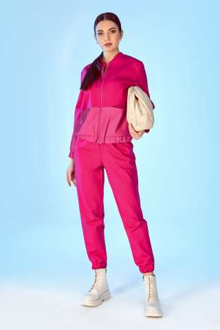 Спортивные костюмы