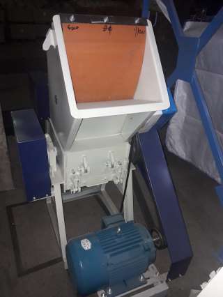 Дробилки для мягких пластиков DSNL - 400