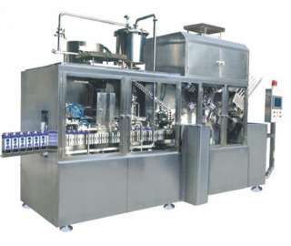 Машина для упаковки жидкое в бумажных кассетах