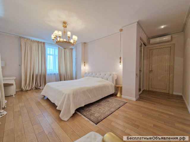 5 к.кв. Аврора, ул. Офицерская, 463,92/ 131/ 23,6, эт. 8/ 10 кирп.