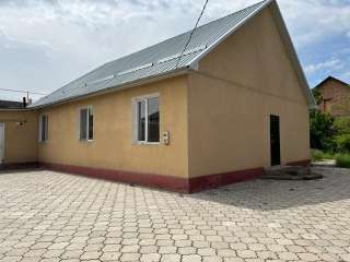 Дом, 4 комнаты, Полицейский Городок, 49 000 $, б/п