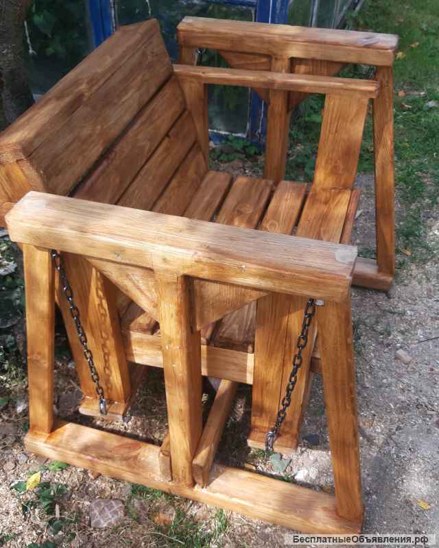 Лавочка скамейка качалка на цепях
