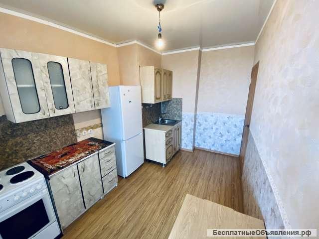1 к.кв. 37 м2 ремонт Героев-Разведчиков