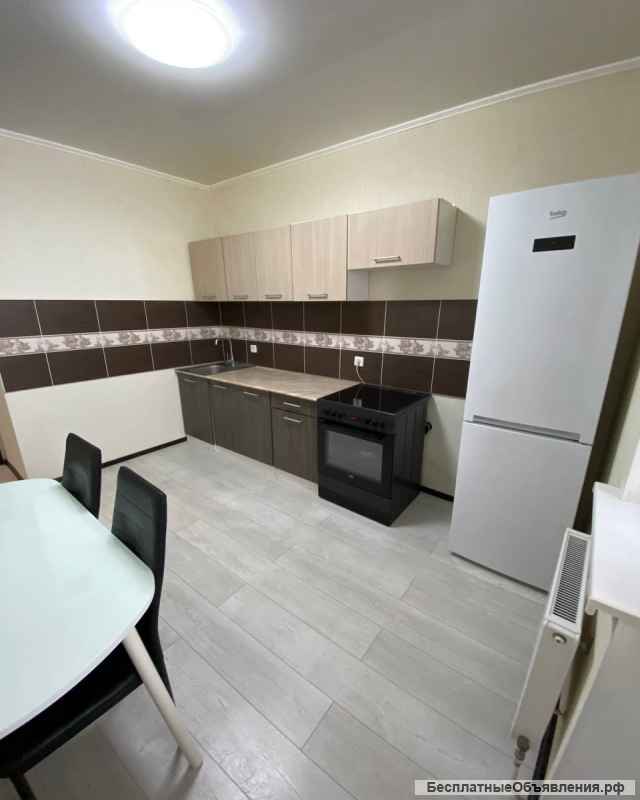 1 к.кв. 42 м2 Российская
