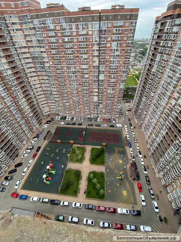 1 к.кв. 42 м2 Российская