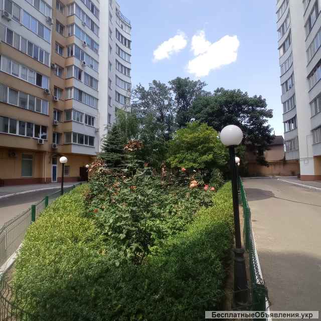 Продаж 1к., квартири 50 кв.м., вул. Авдєєва-Чорноморського, Фонтан, Одеса.