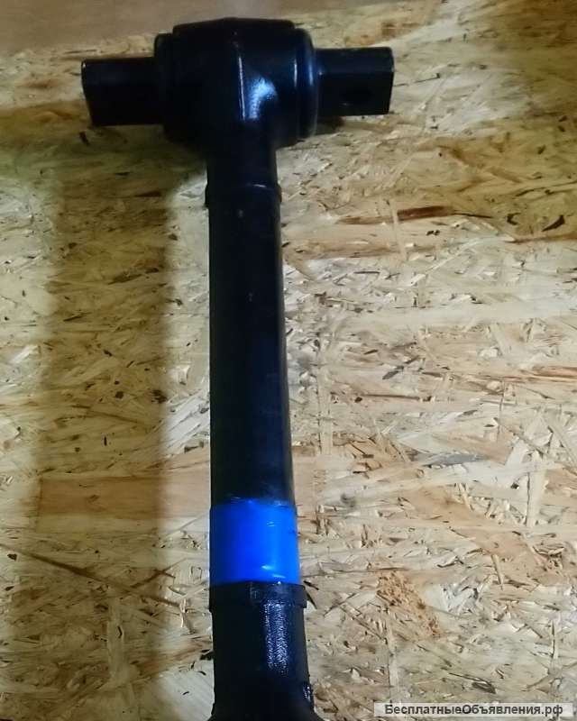 Тяга реактивная универсальная для автобусов и грузовиков Clevite, артикул 624304250