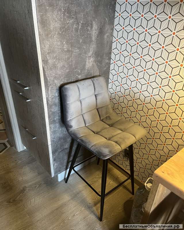 Барный стул