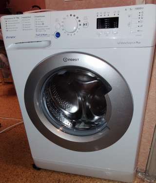 Стиральная машина узкая Indesit bwua 51051 L S