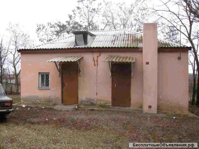 Здание в с. Лозовое -1 Вернехнемамонский р-н