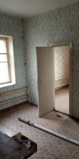 Здание в с. Лозовое -1 Вернехнемамонский р-н