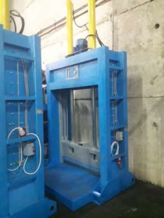 Гильотина ГГР-1400 для пластиковых труб и твердых пластмасс