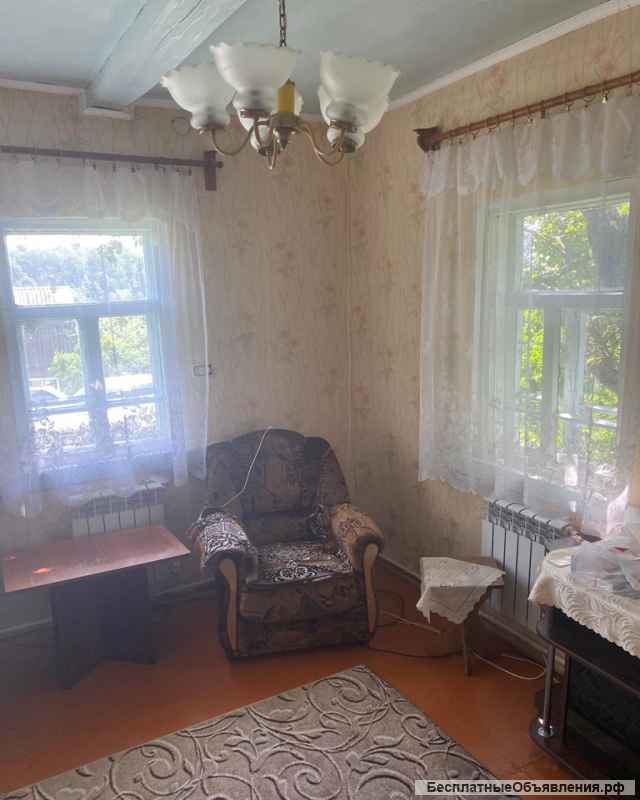 Большой участок с домом, в живописном, тихом месте на берегу озера