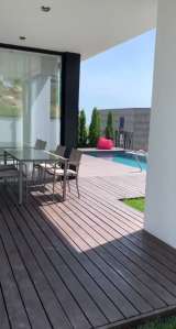 Коттедж с видом на море и бассейном