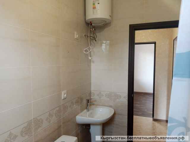 Совершенно новый дом, участок 5 соток, с. Дмитриевка, 28 500 $, б/п