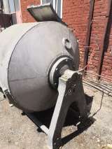 Маслобойка периодического действия для изготовления сливочного масла методом взбивания сливок. Обьем