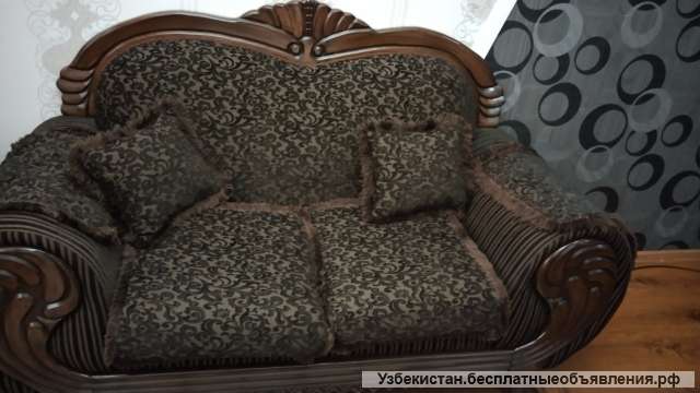 Мягкая гостиная мебель