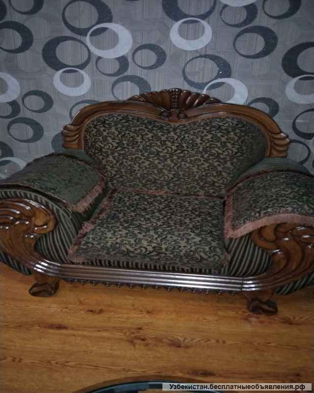 Мягкая гостиная мебель