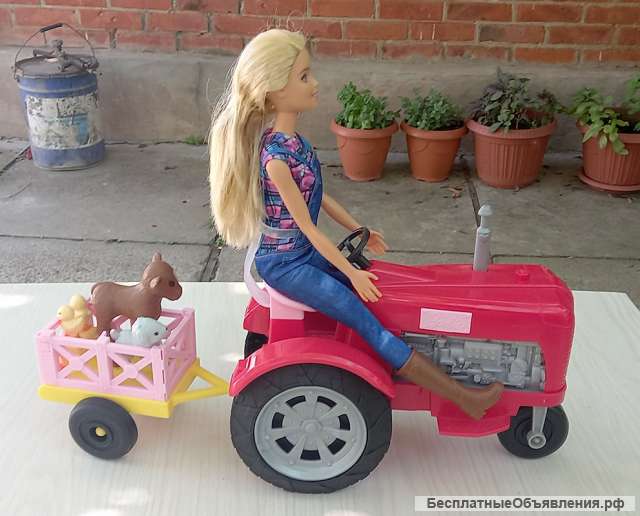 Трактор с прицепом