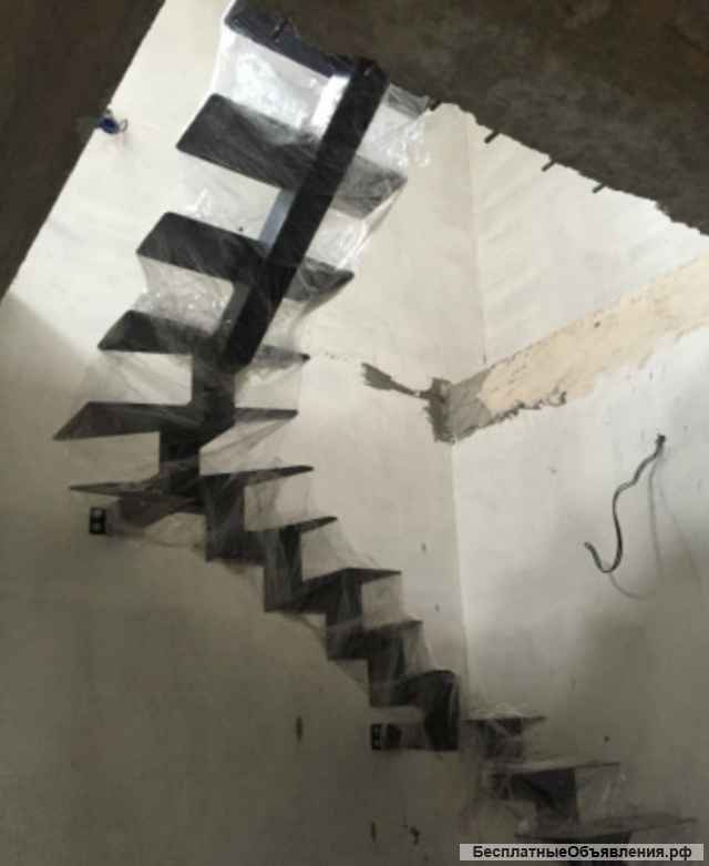 Лестницы. Лестницу на второй этаж. Лестница деревянная