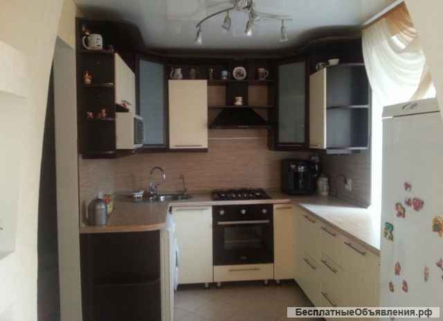 2-к, Толстого-17, Центр