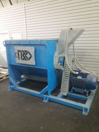 Горизонтальная центрифуга PZO-CG-500