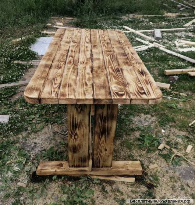 Стол под старение на дачу