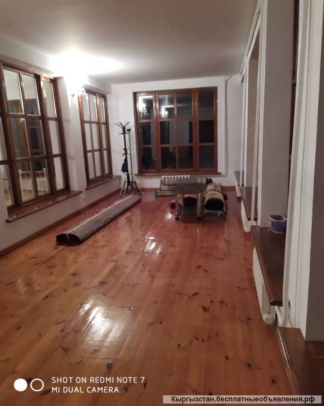 Дом недалеко от города