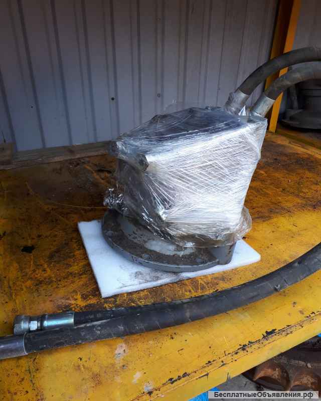 Гидромотор поворота башни 4423009