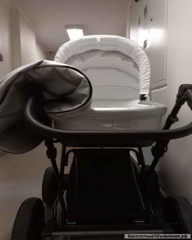 Детская коляска