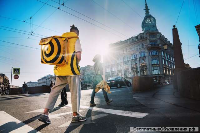 Курьер к партнеру Яндекс. Еды