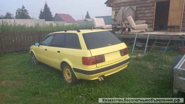 Автомобиль Audi 80 B4